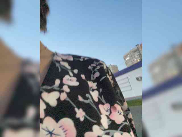 Lovelygirls1 webcam