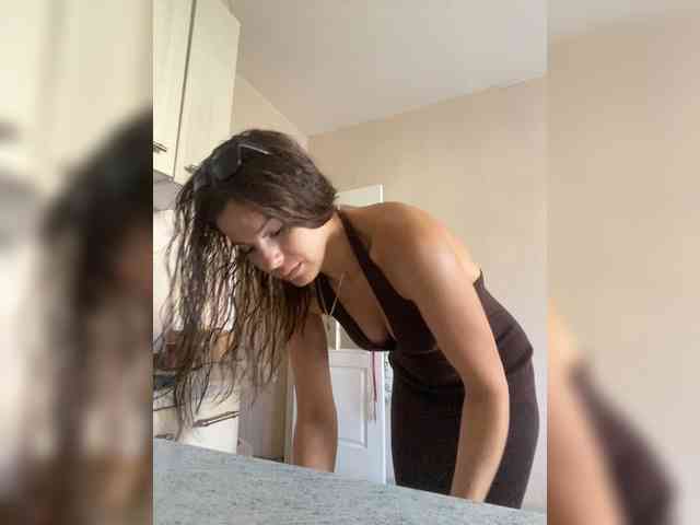 Lovelygirls1 webcam