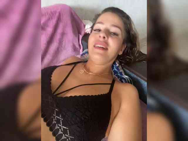 Lovelygirls1 webcam