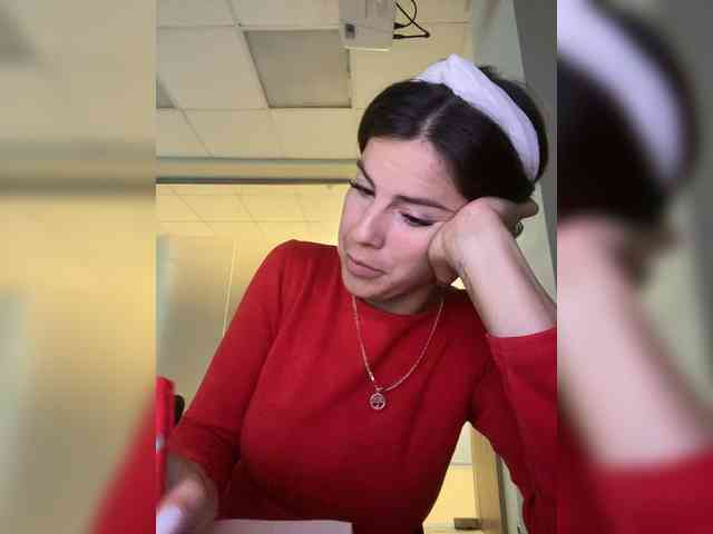 Lovelygirls1 webcam