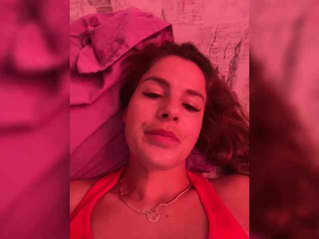 Lovelygirls1 webcam
