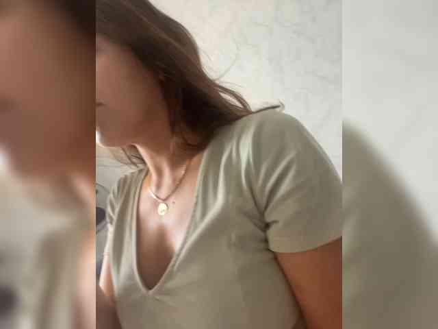 Lovelygirls1