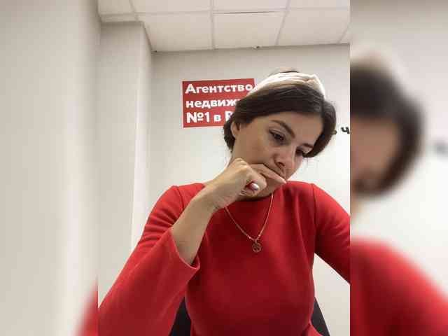 Lovelygirls1 webcam
