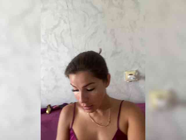 Lovelygirls1 webcam