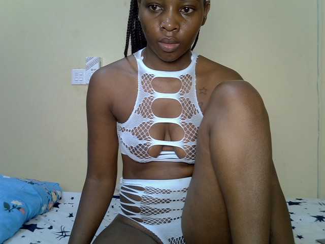 Sweetcandice live cam on BongaCams