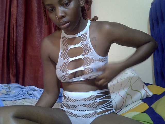 Sweetcandice live cam on BongaCams
