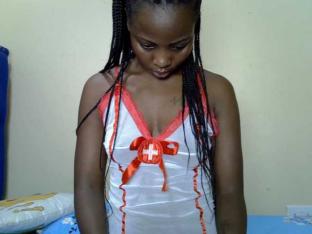 Sweetcandice live cam on BongaCams
