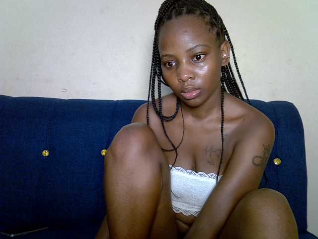 Sweetcandice live cam on BongaCams
