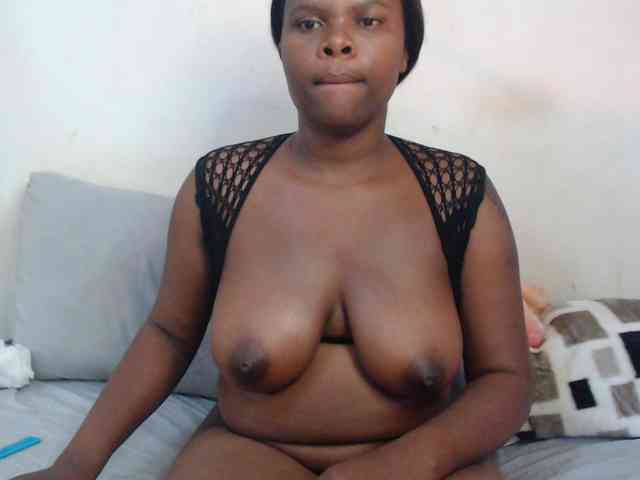 Sexycaramelxxx webcam