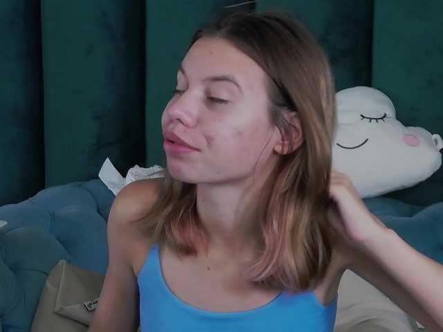 LeiaHux