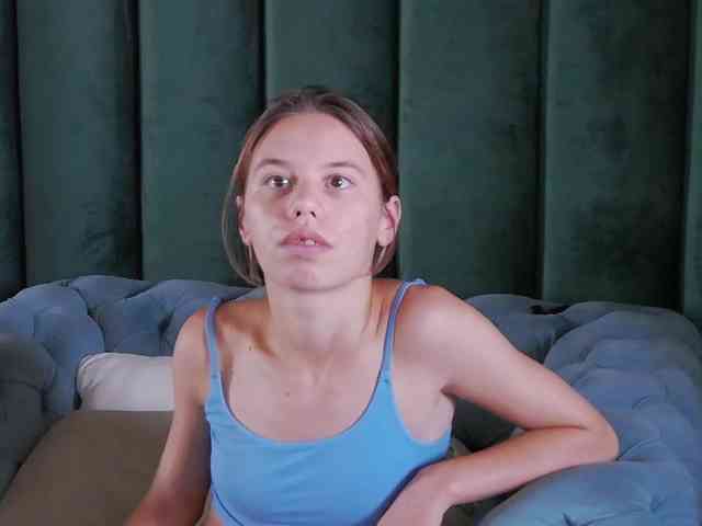 LeiaHux