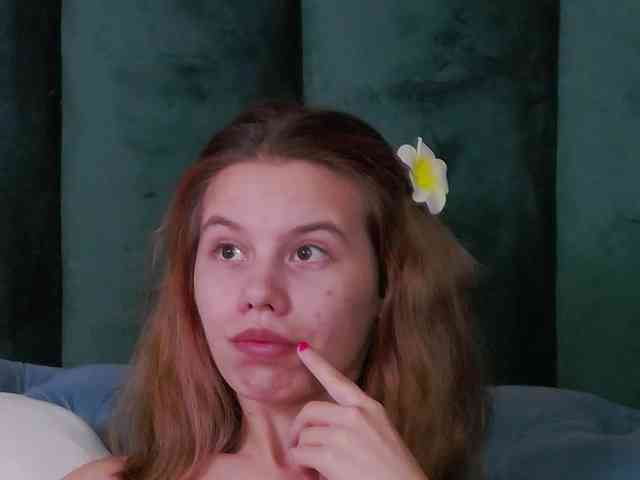 LeiaHux