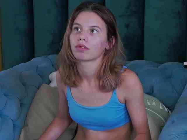 LeiaHux