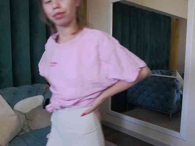 LeiaHux