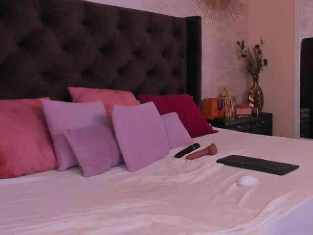 DeliaSmith webcam
