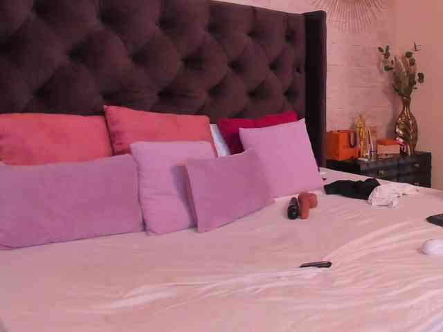 DeliaSmith webcam