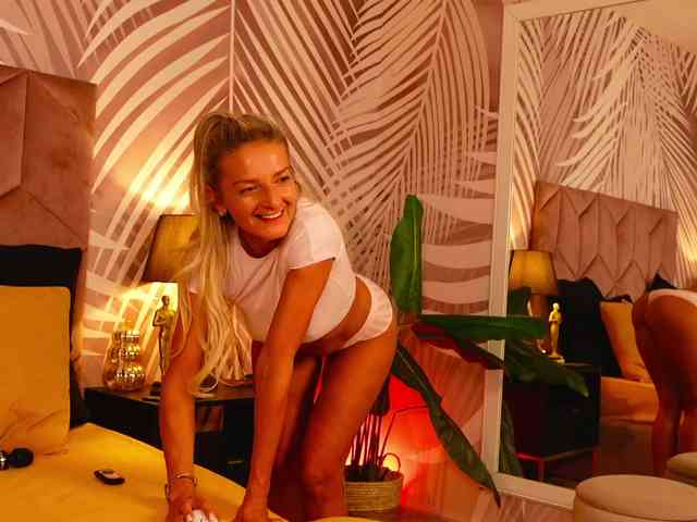 DeliaSmith