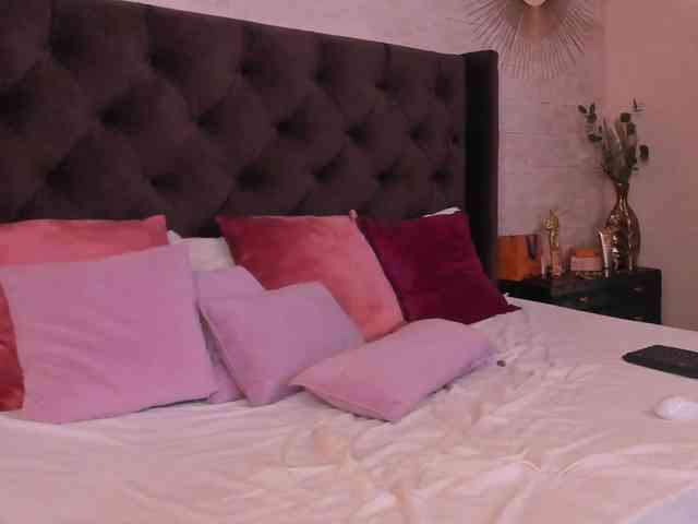 DeliaSmith webcam