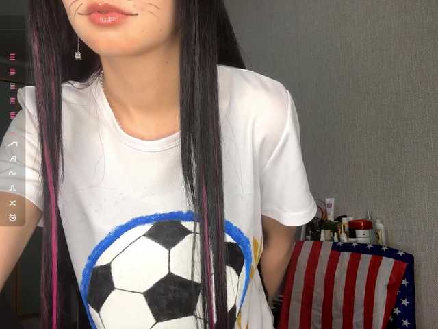 RaylenePedroni live cam on BongaCams