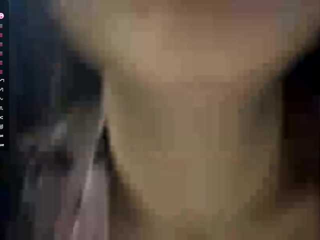 RaylenePedroni live cam on BongaCams