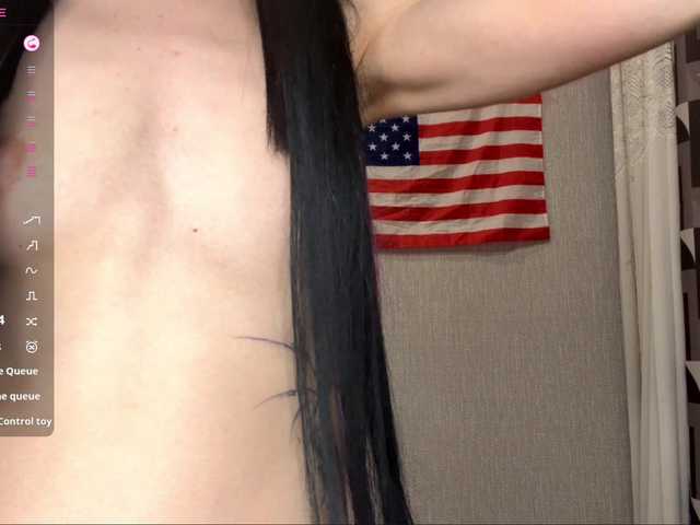 RaylenePedroni live cam on BongaCams