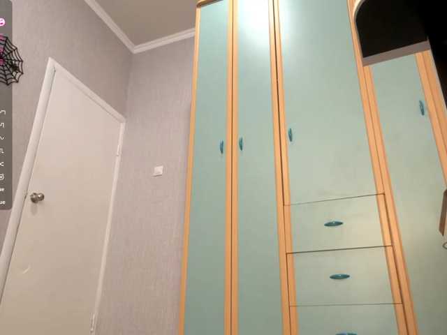RaylenePedroni, en directo ahora en BongaCams