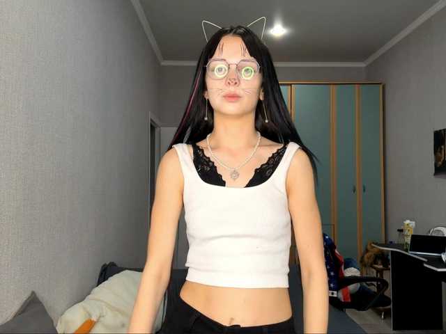 RaylenePedroni live cam on BongaCams