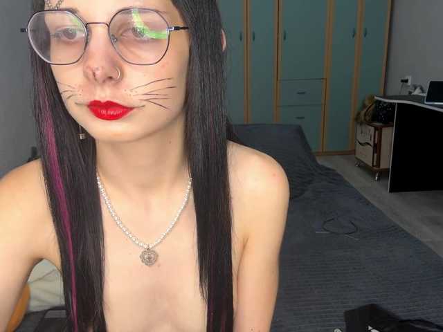 RaylenePedroni live cam on BongaCams