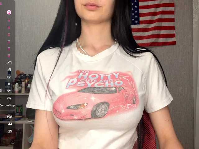 RaylenePedroni live cam on BongaCams