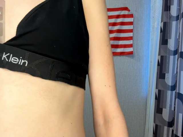 RaylenePedroni live cam on BongaCams