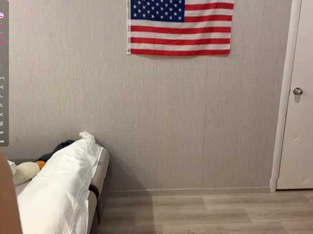 RaylenePedroni live cam on BongaCams