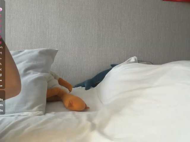 RaylenePedroni live cam on BongaCams