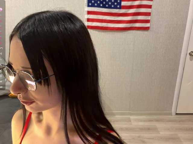 RaylenePedroni live cam on BongaCams