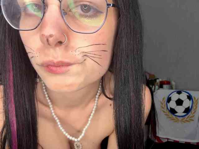 RaylenePedroni webcam
