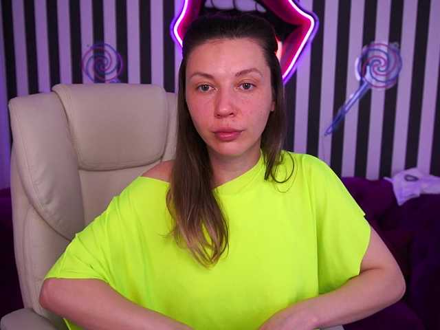 KristinkaSEX live cam on BongaCams