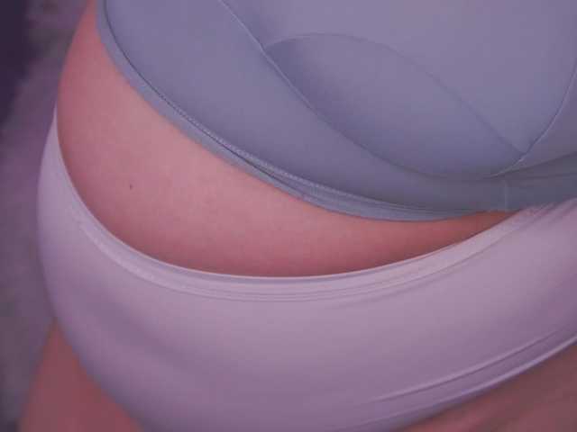 KiraKolobok live cam on BongaCams