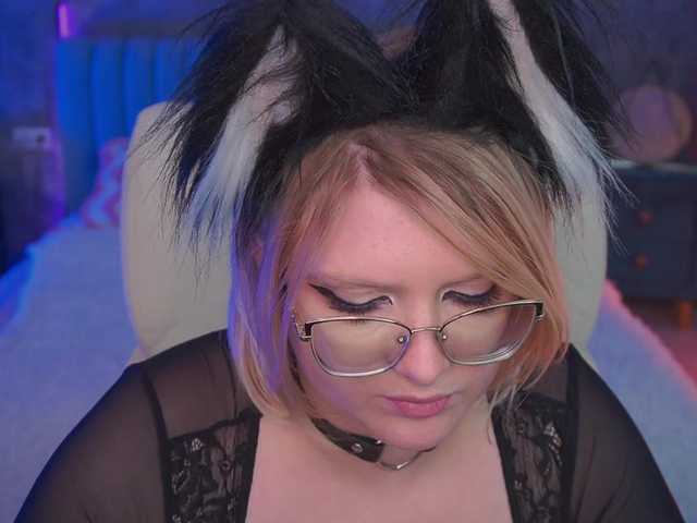 KiraKolobok live webcam show