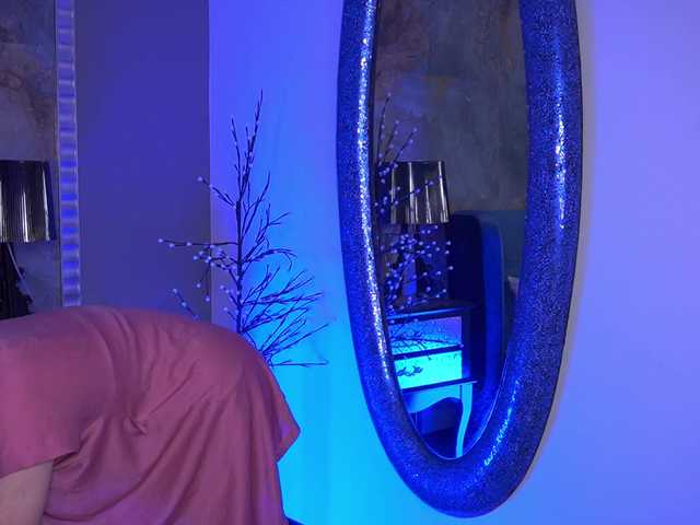KiraKolobok live webcam show