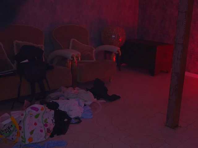 KiraKolobok live cam preview