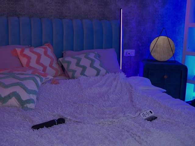 KiraKolobok live cam on BongaCams