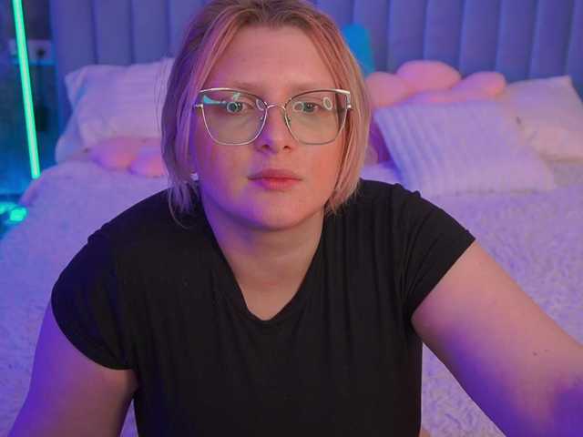 kirakolobok live sex