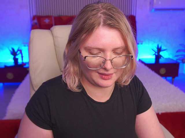 kirakolobok live sex
