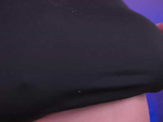 KiraKolobok live cam on BongaCams