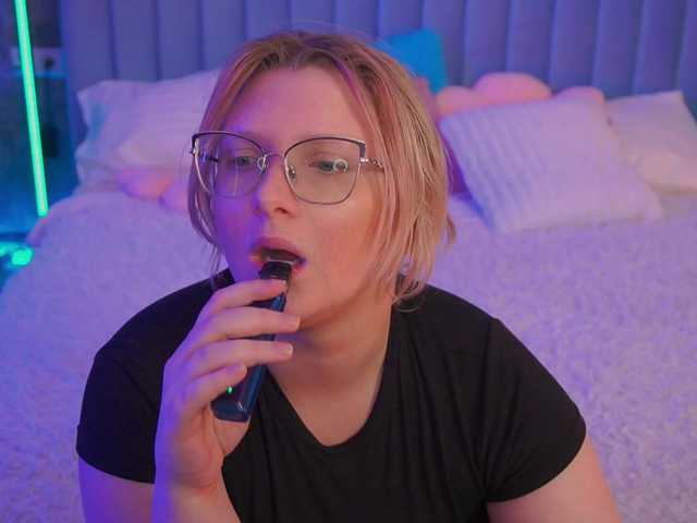 KiraKolobok webcam