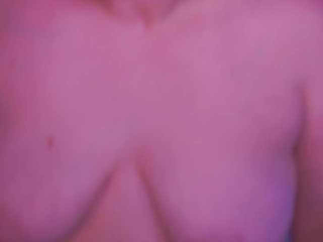 KiraKolobok live webcam show