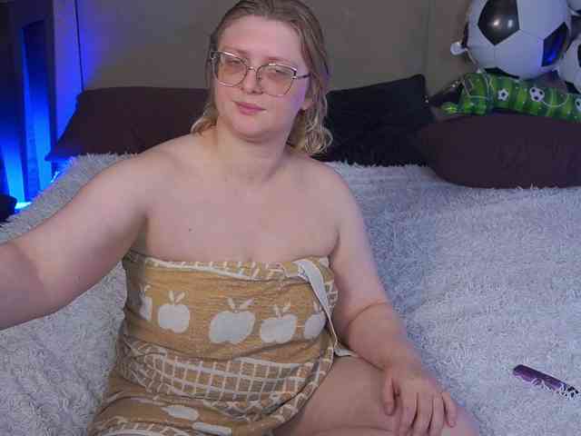 KiraKolobok webcam