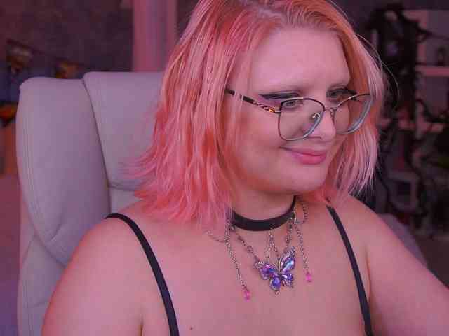 KiraKolobok webcam