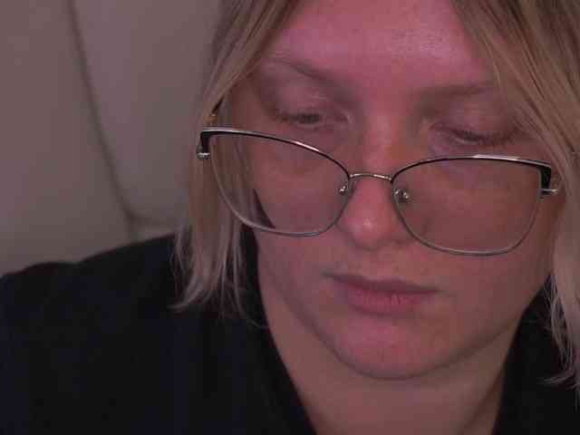 KiraKolobok webcam
