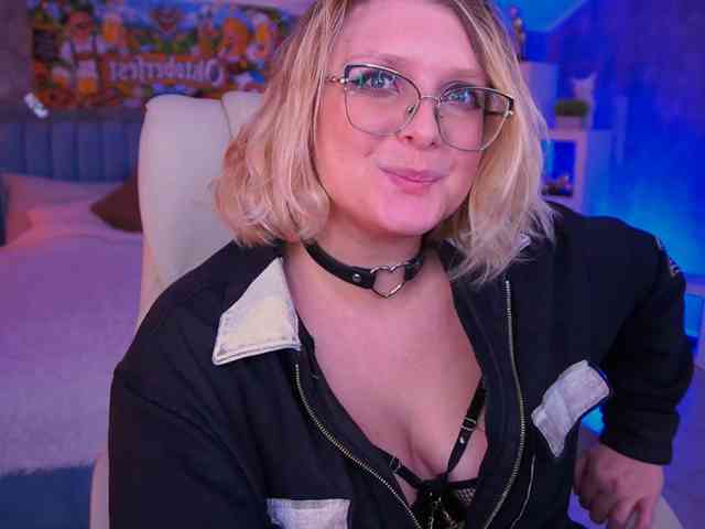 KiraKolobok webcam