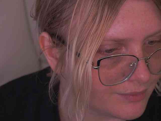 KiraKolobok webcam